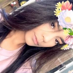 Meet your Posher, Alicea